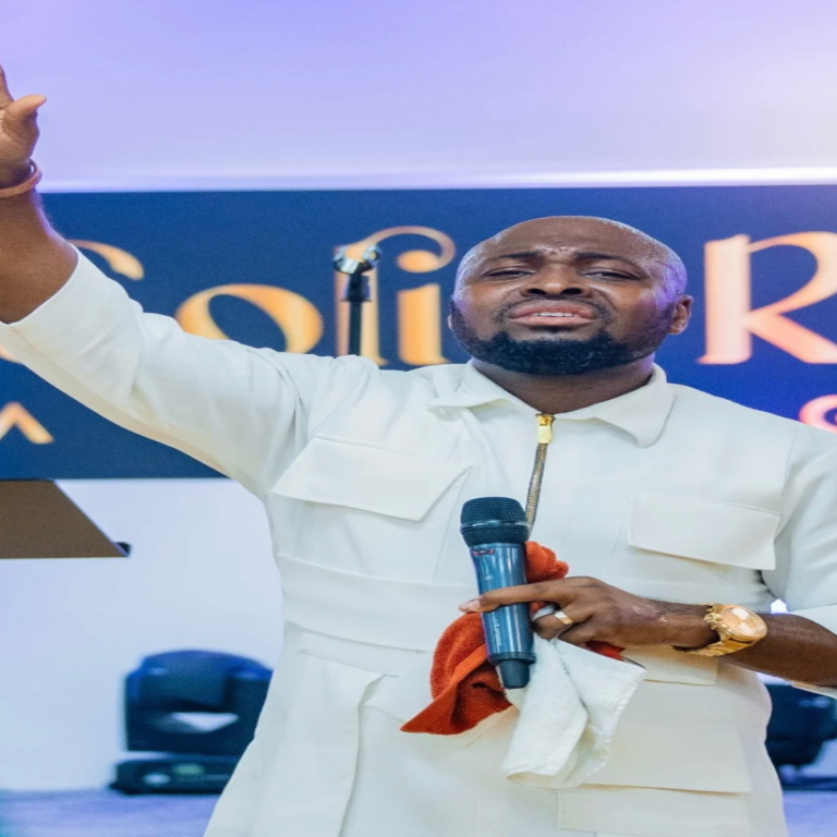 Rev Yemi (1)