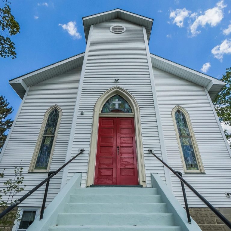 pexels-thepaintedsquare-8459493